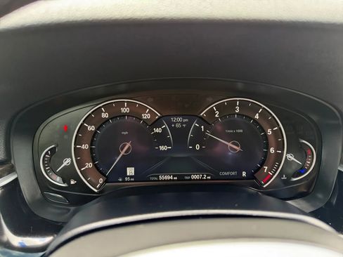 Used 2019 BMW 530i w/ Convenience Package RWD image 29