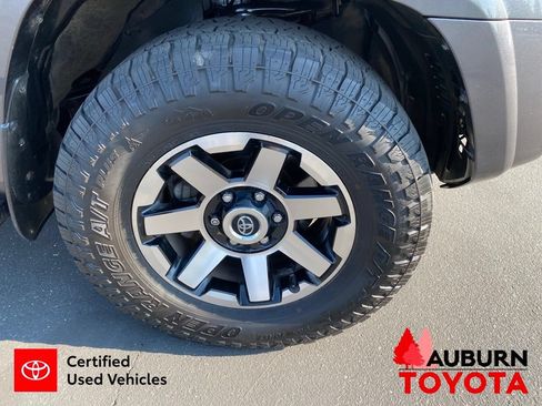 Certified 2023 Toyota 4Runner TRD Off-Road Premium w/ Moonroof Package AWD/4WD image 12