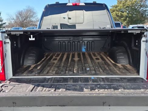 Used 2025 Ford F250 XLT w/ Black Appearance Package image 19