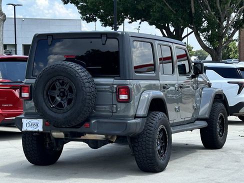Used 2021 Jeep Wrangler Unlimited Sahara AWD/4WD image 4
