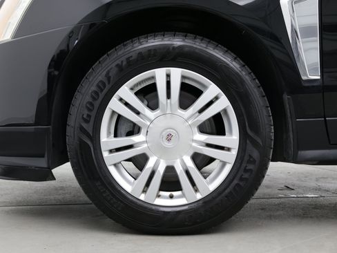 Used 2016 Cadillac SRX FWD image 8