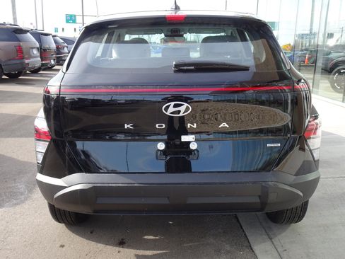 New 2026 Hyundai Kona SE AWD/4WD image 4