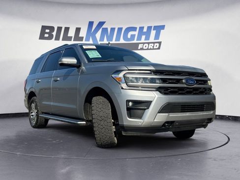 Used 2022 Ford Expedition XLT AWD/4WD image 7