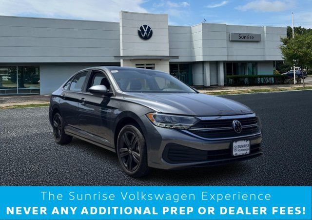 Used 2023 Volkswagen Jetta SE w/ Panoramic Sunroof Package FWD image 1