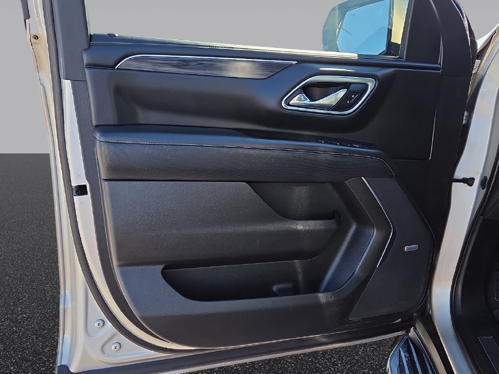 Used 2021 GMC Yukon SLT RWD image 13