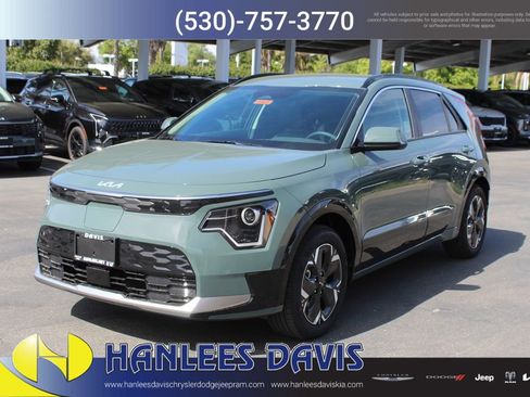 New 2026 Kia Niro Wind FWD image 3