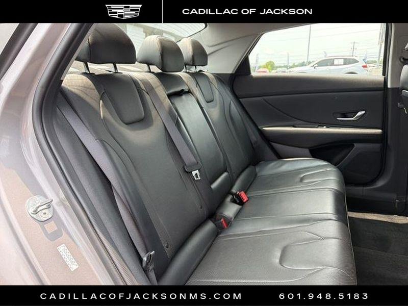 Used 2023 Hyundai Elantra Limited w/ Cargo Package FWD image 30