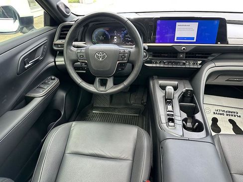 Certified 2023 Toyota Crown w/ Advanced Technology Package AWD/4WD image 19