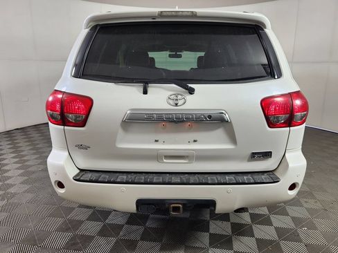 Used 2011 Toyota Sequoia Platinum AWD/4WD image 6
