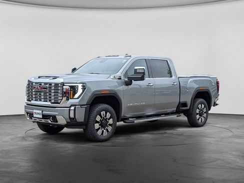 New 2026 GMC Sierra 3500 Denali w/ Denali Reserve Package AWD/4WD image 6