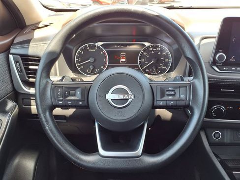 Used 2023 Nissan Rogue S FWD image 29
