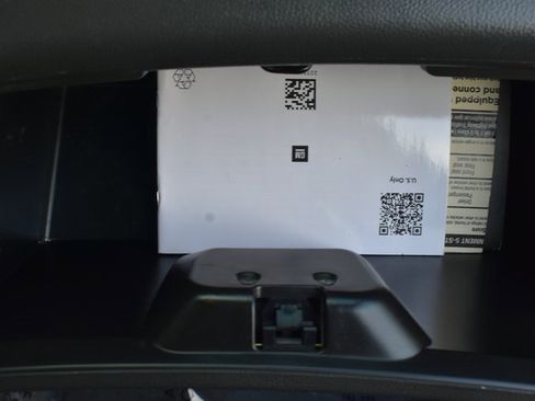 Used 2014 Chevrolet Sonic LT image 36