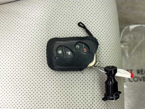 Used 2008 Lexus LS 460 image 38