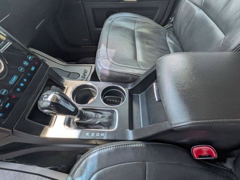 Used 2019 Ford Flex Limited AWD/4WD image 12
