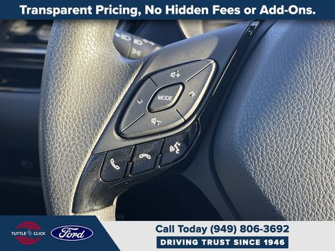 Used 2019 Toyota C-HR LE FWD image 30