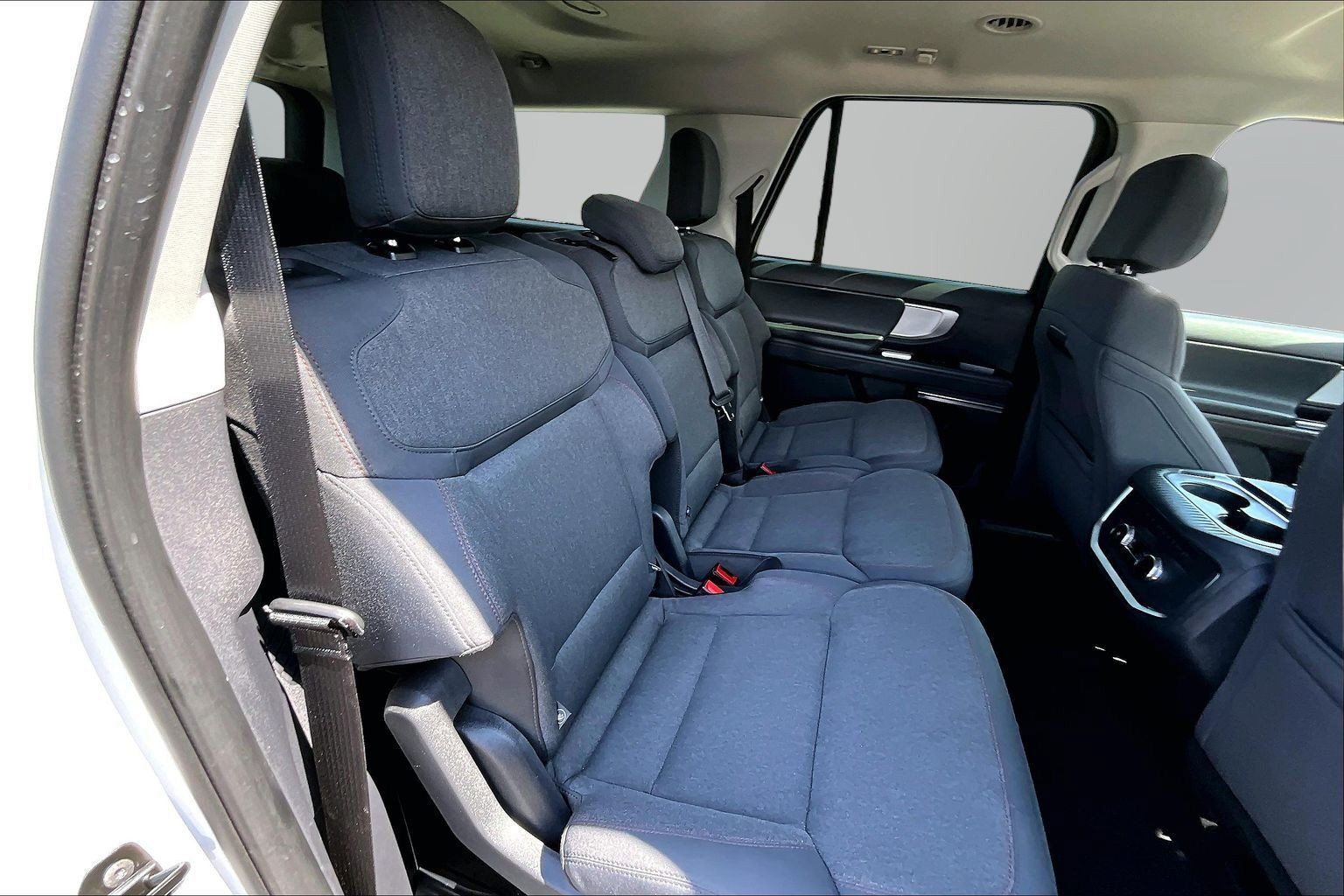 Used 2025 Ford Expedition Max Active RWD image 17