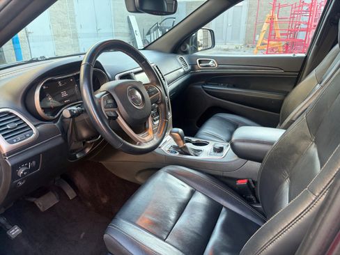 Used 2017 Jeep Grand Cherokee Limited w/ Trailer Tow Group IV AWD/4WD image 12