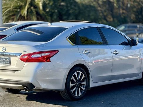 Used 2017 Nissan Altima 2.5 SL image 6