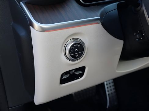 New 2026 Mercedes-Benz CLE 53 AMG 4MATIC Cabriolet image 31