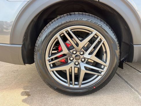 New 2026 Ford Explorer ST image 7