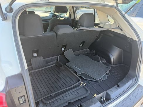 Used 2019 Subaru Crosstrek 2.0i Premium w/ Moonroof Package AWD/4WD image 29