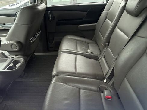 Used 2016 Honda Odyssey Touring Elite image 8