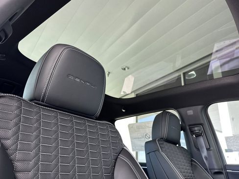 New 2025 GMC Sierra EV Denali image 17