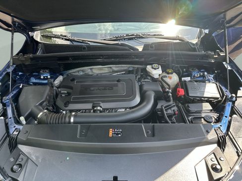 Used 2022 Buick Envision Avenir w/ Technology Package II FWD image 18