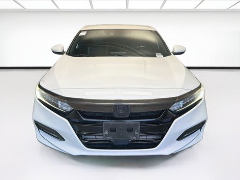 Used 2020 Honda Accord Sport image 2