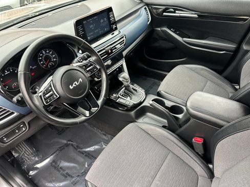 Certified 2023 Kia Seltos S FWD image 12