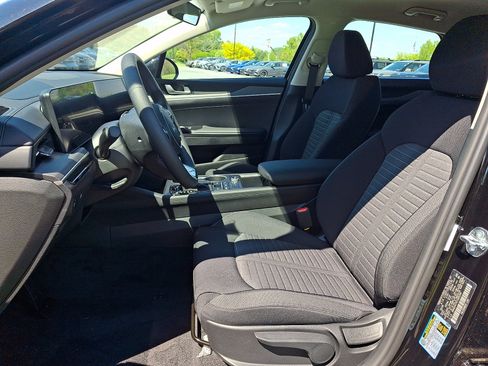New 2026 Kia K5 LXS FWD image 9