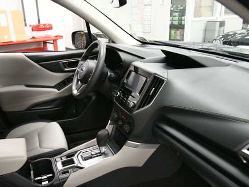 Used 2022 Subaru Forester Base image 27