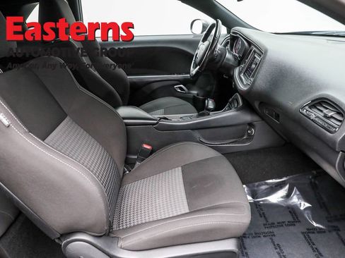 Used 2022 Dodge Challenger GT w/ Driver Convenience Group image 21