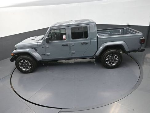 New 2026 Jeep Gladiator Sport AWD/4WD image 14