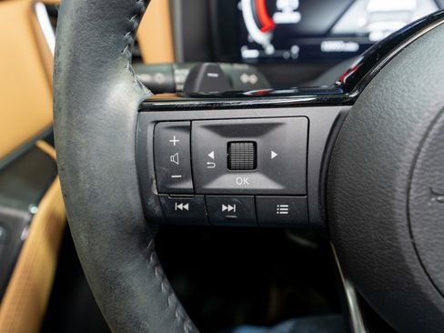 Used 2023 Nissan Rogue Platinum w/ Platinum Premium Package image 26