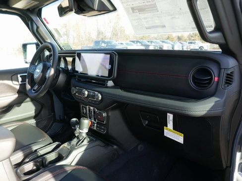 New 2026 Jeep Gladiator Rubicon AWD/4WD image 11