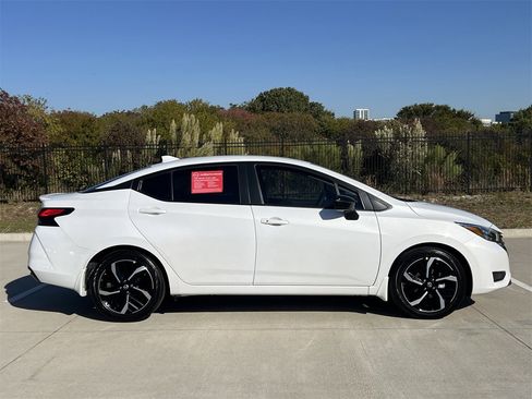 Certified 2025 Nissan Versa SR w/ Trunk Package image 3