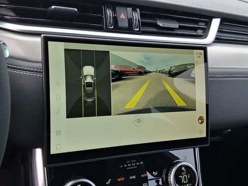New 2024 Jaguar XF R-Dynamic SE AWD/4WD image 14