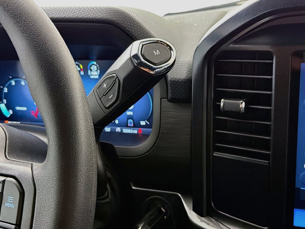 Used 2025 Ford F150 STX w/ Equipment Group 200A RWD image 20