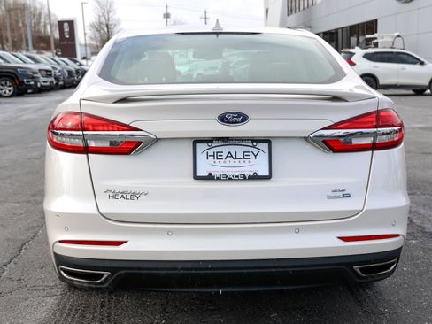 Certified 2019 Ford Fusion SE w/ Equipment Group 151A image 8