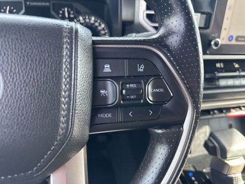 Used 2025 Toyota Tundra SR5 w/ SR5 Convenience Package AWD/4WD image 18