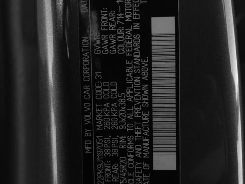 Used 2018 Volvo XC90 T6 Momentum w/ Convenience Package image 23