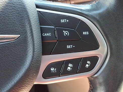 Certified 2020 Chrysler Pacifica Touring-L Plus FWD image 24