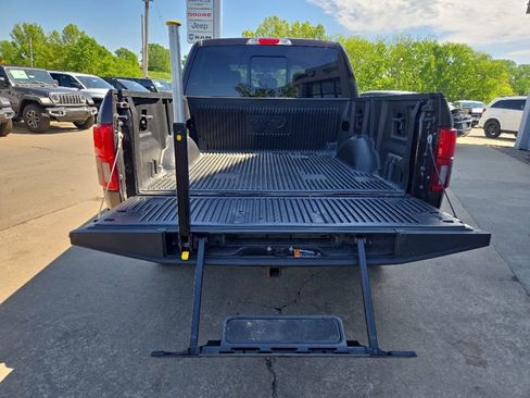 Used 2019 Ford F150 King Ranch w/ Equipment Group 601A Luxury AWD/4WD image 32