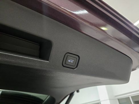 Used 2026 GMC Acadia Elevation FWD image 45