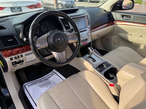 Used 2011 Subaru Outback 3.6R Limited AWD/4WD image 14