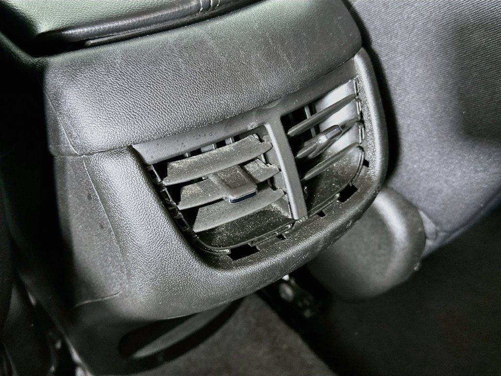 Used 2024 Chevrolet Malibu LT FWD image 32