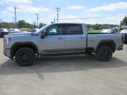 New 2026 GMC Sierra 3500 AT4 w/ AT4 Premium Plus Package AWD/4WD image 10