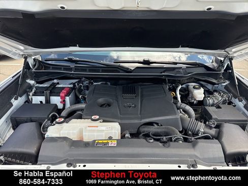 Used 2022 Toyota Tundra SR5 w/ SR5 Premium Package AWD/4WD image 23