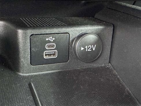 Used 2024 Ford Escape ST-Line w/ Cold Weather Package image 8
